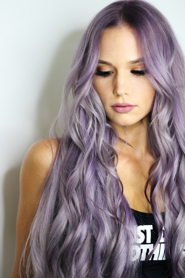 colore-capelli-estate-2020-colorato